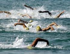 乐鱼官网-瑞典选手在铁人三项比赛中表现抢眼