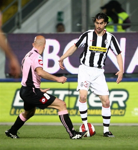 乐鱼-尤文鏖战多特蒙德，蒂亚戈扛起全队